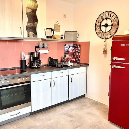 Cottbus-Apartments - Red Apartment I Privat I Wifi I Kueche I Balkon Экстерьер фото